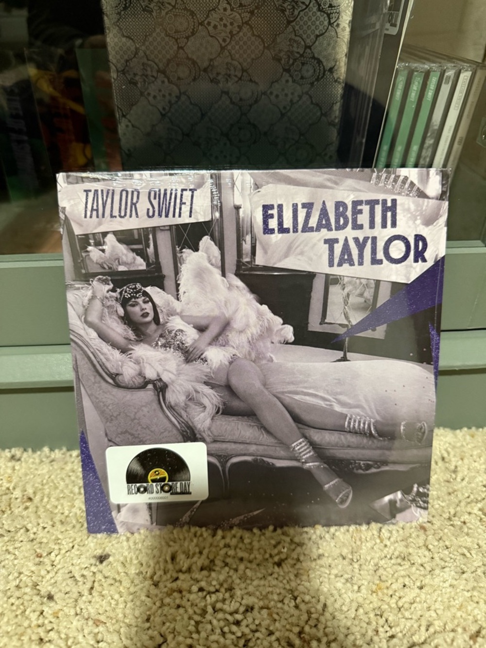 Taylor Swift Elizabeth Taylor 2026 7” RSD & hype sticker. Violet Glitter